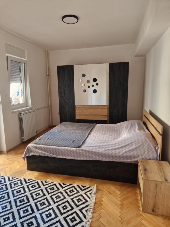 Comfy Center Apartment Szkopje Kültér fotó