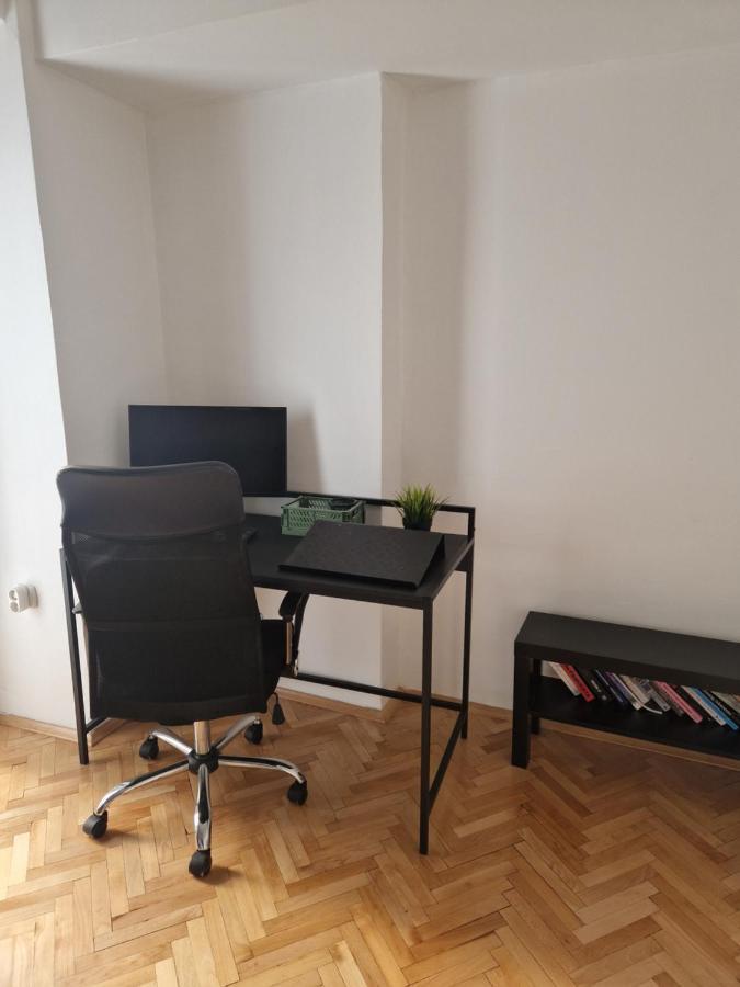Comfy Center Apartment Szkopje Kültér fotó