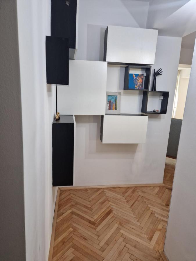 Comfy Center Apartment Szkopje Kültér fotó